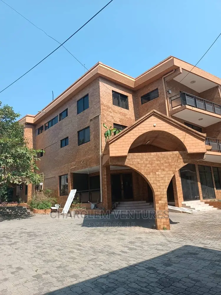 10bdrm House in Charclem Ventures, East Legon for rent in East Legon