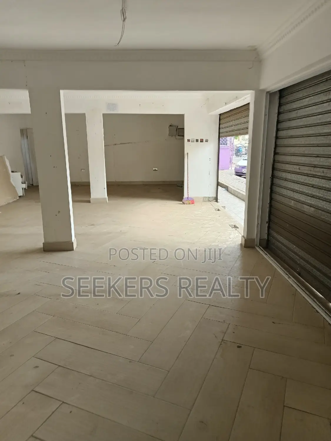 A Contemporary Shop for Rent at Osu in Oxford Street