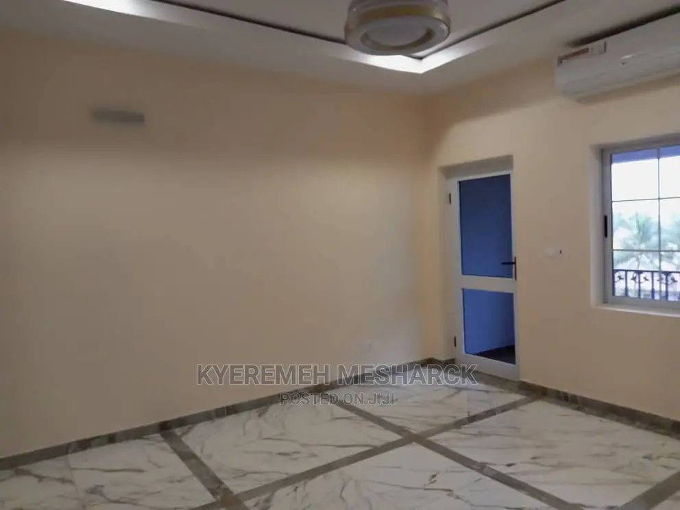 2bdrm Apartment in Agbogba for rent in Agbogba