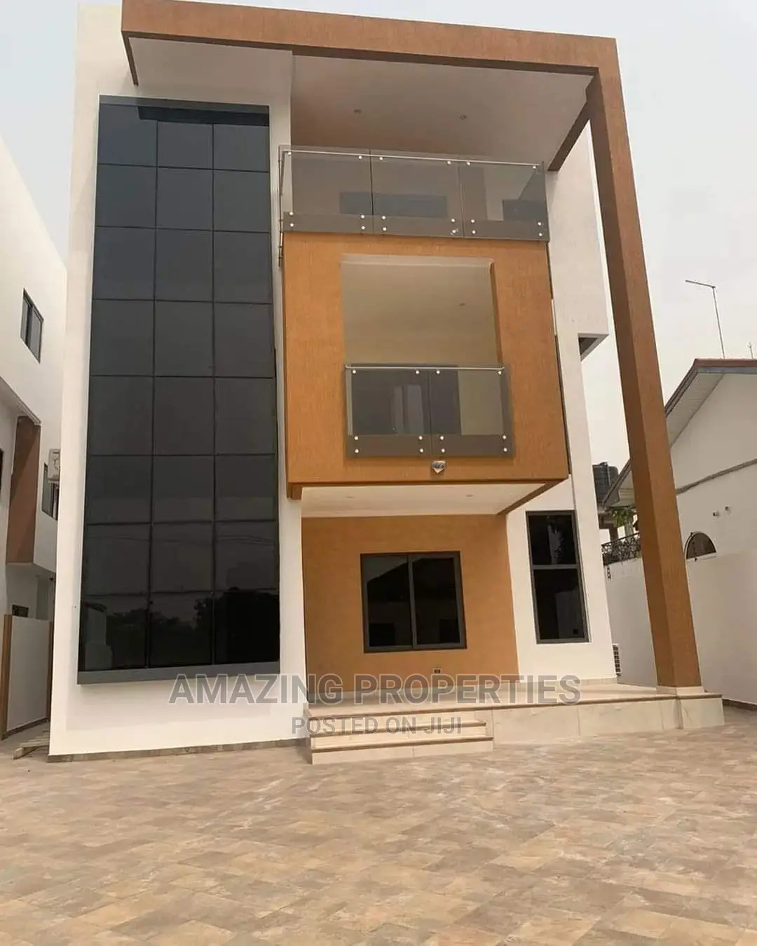4bdrm House in 5 Bedroom House For for rent in East Legon