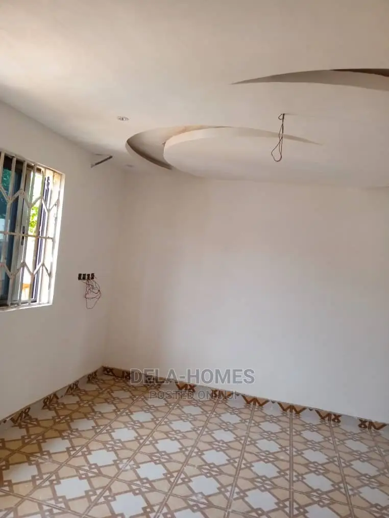 Five Bedrooom Self Compound for Rent at Adenta. in Adenta