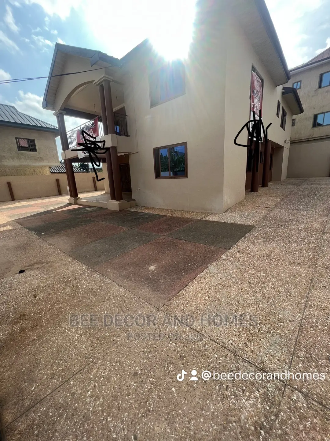5bdrm Mansion in Bee Decor And Homes, Abokobi for sale in Abokobi
