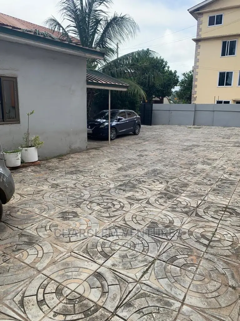 2bdrm Apartment in Charclem Ventures, Osu for rent in Osu