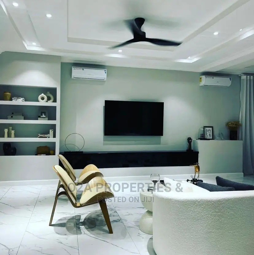 4bdrm House in Lake Side Estate for sale in Lake Side Estate