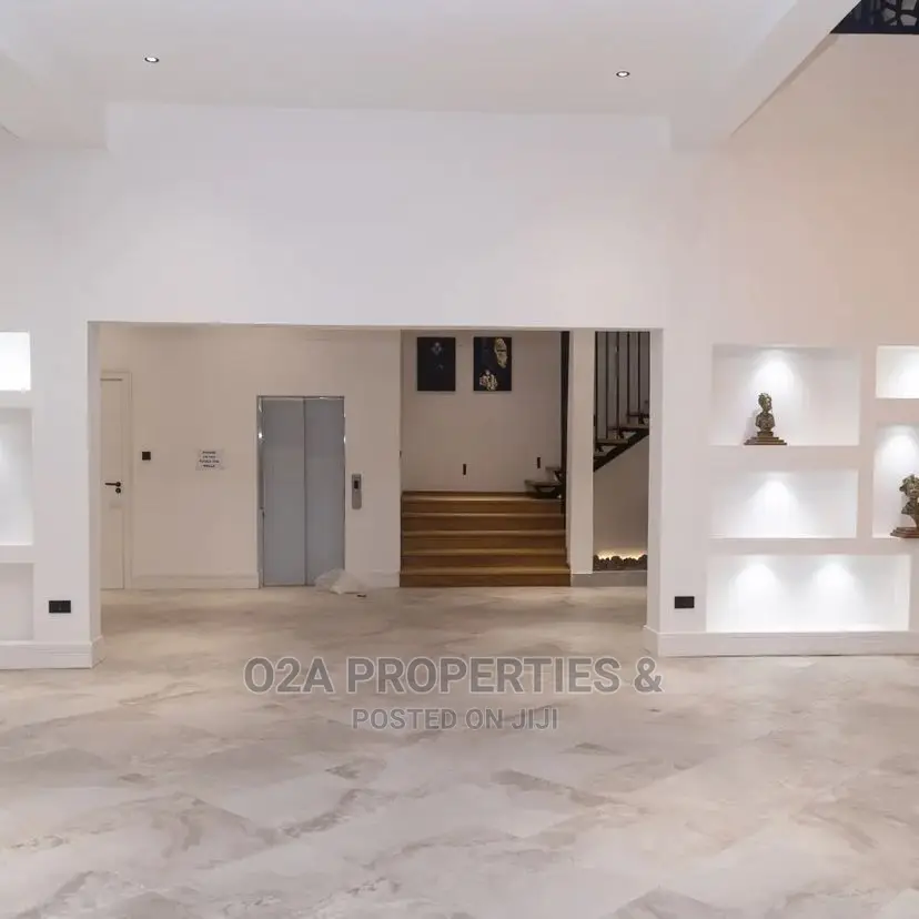 6bdrm House in Labone Junction for rent in Labone Junction