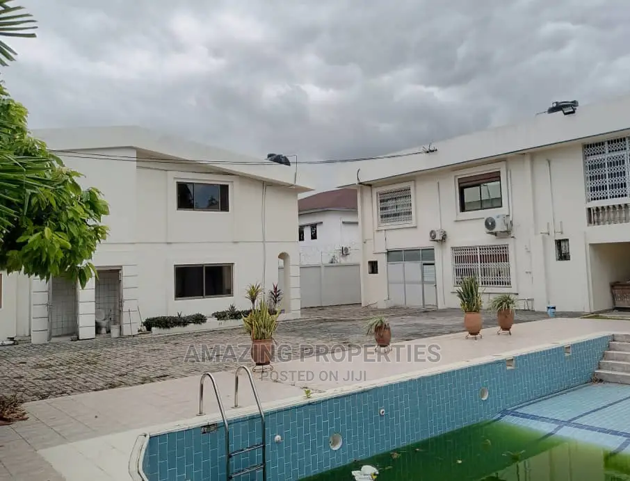 Office Complex for Rent at North Ridge in North Ridge
