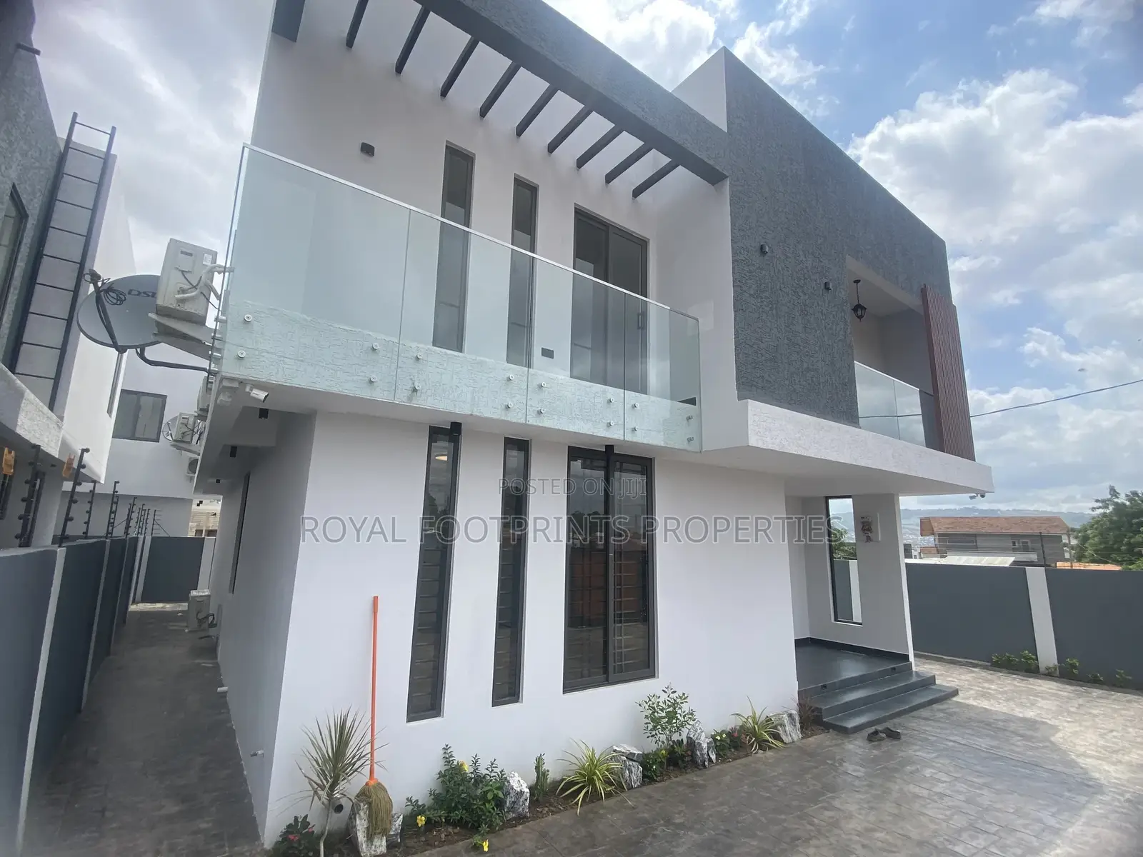 4bdrm House in Royal Footprints, Oyarifa for sale in Oyarifa