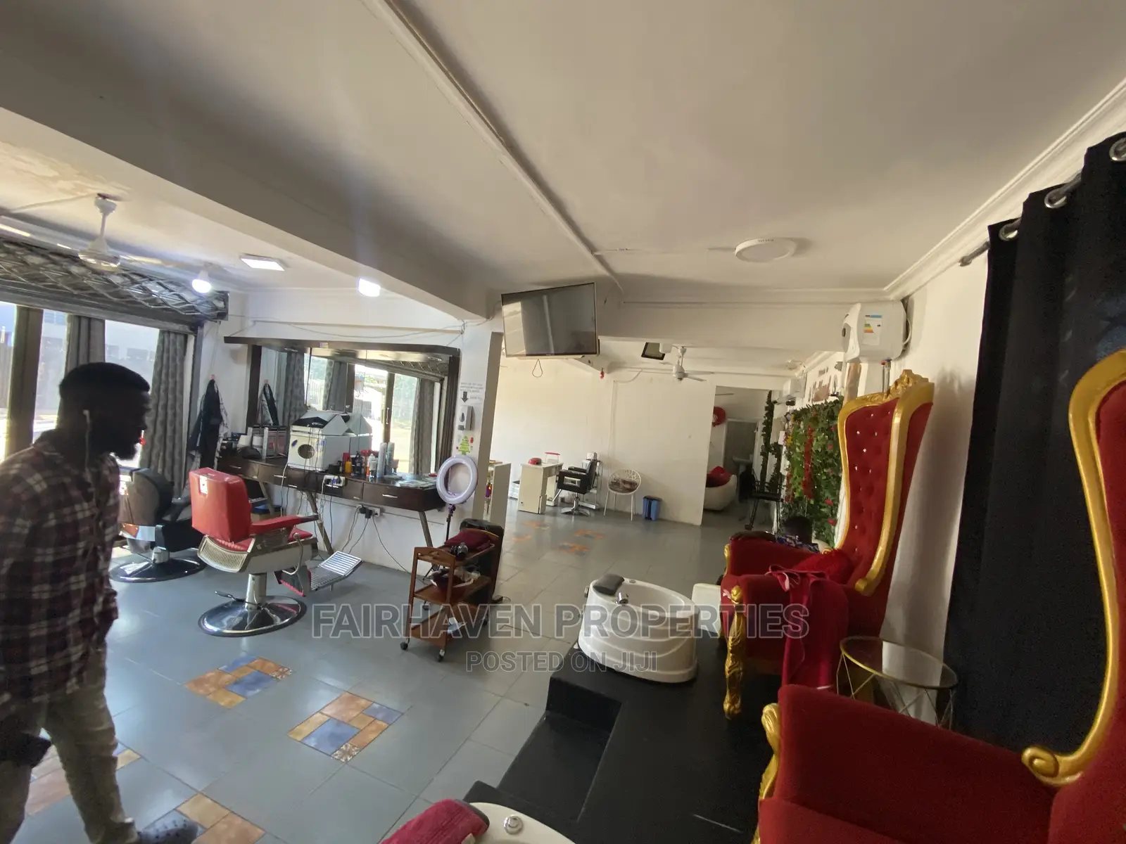 Spacious Shope for Rent in Tseaddo (3 in 1) in Airport Residential Area