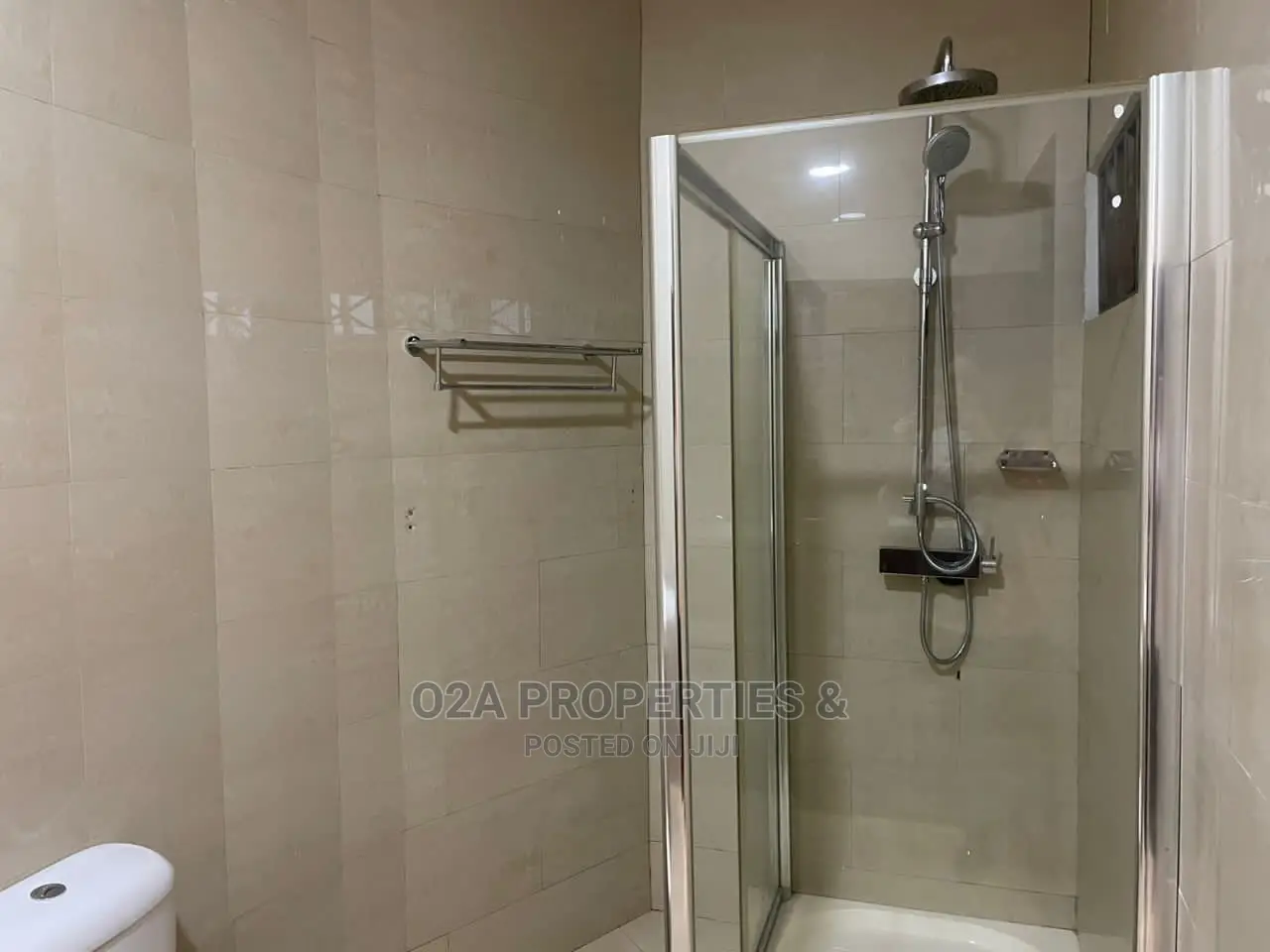 Furnished 4bdrm House in Labone Junction for rent in Labone Junction