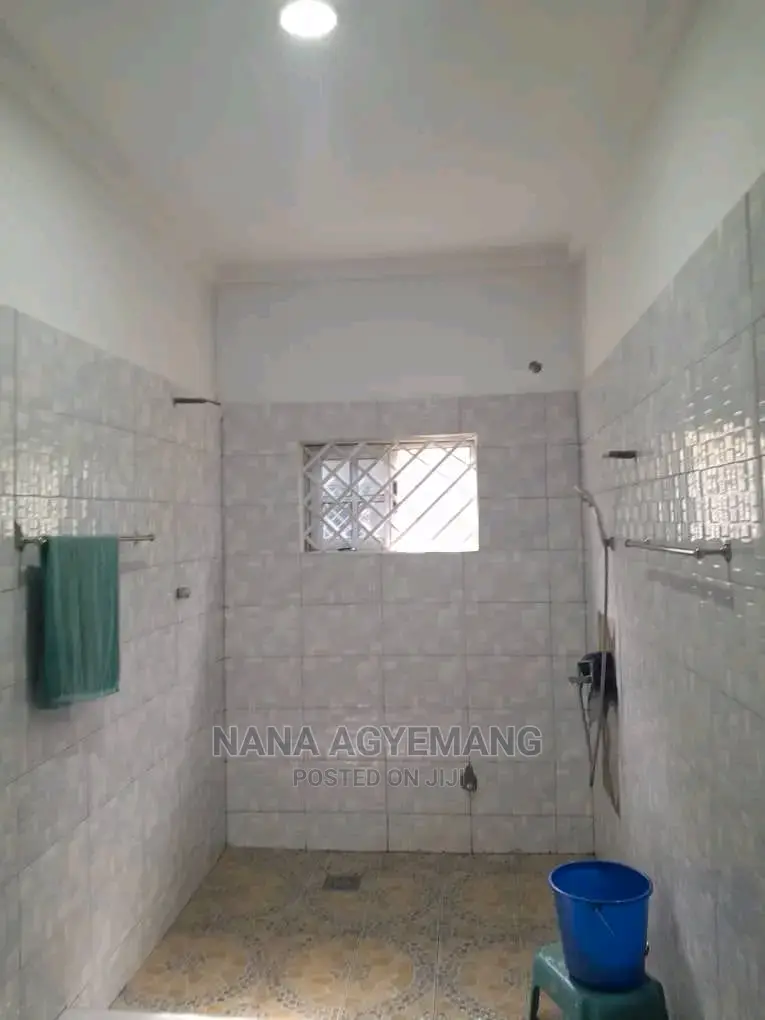 Furnished 6bdrm Block of Flats in Asuakwa Liberation, Sunyani Municipal in Sunyani Municipal