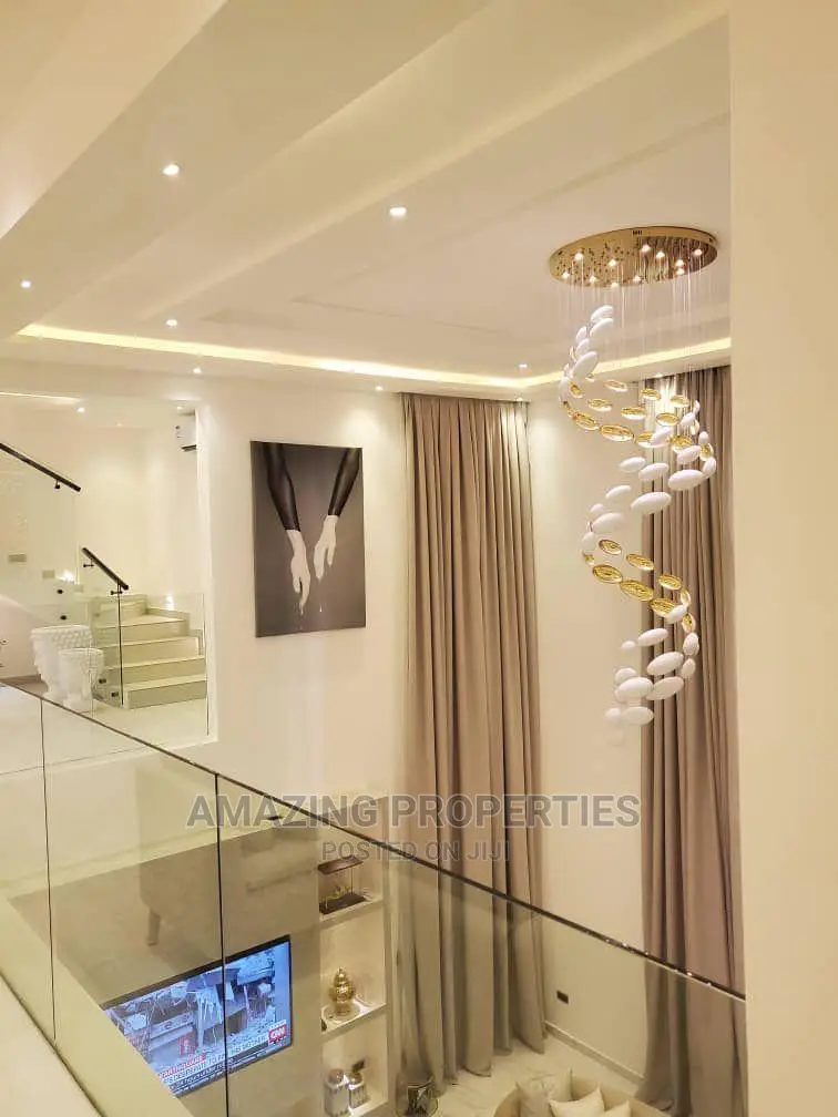 5bdrm House in East Legon for sale in East Legon