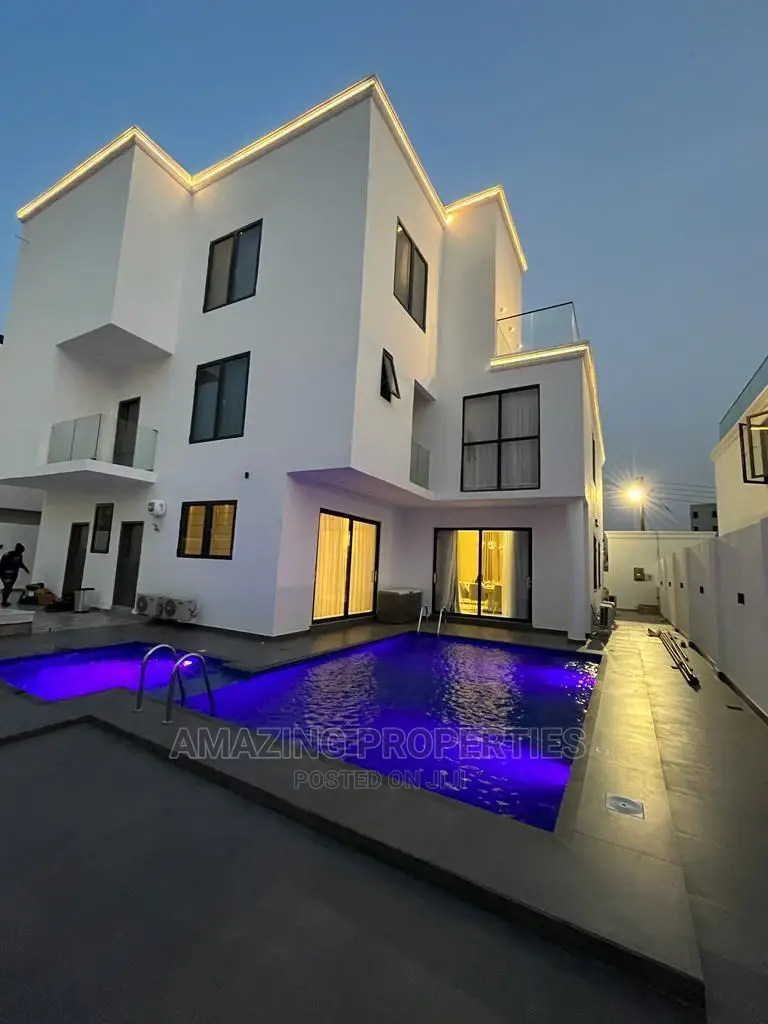 5bdrm House in East Legon for sale in East Legon