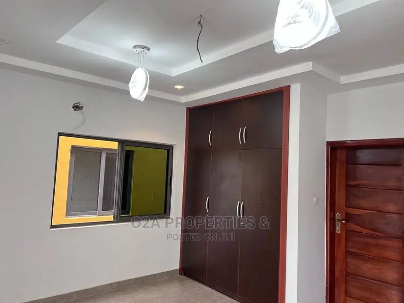 4bdrm House in Oyarifa Mall Area for sale in Oyarifa Mall Area