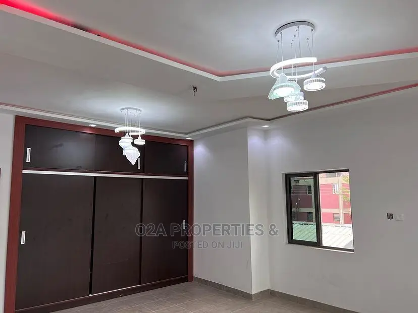 4bdrm House in Oyarifa Mall Area for sale in Oyarifa Mall Area