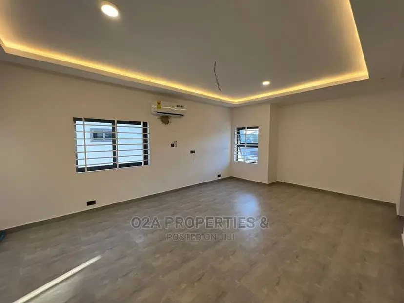 4bdrm House in Baatsona Total for sale in Baatsona Total