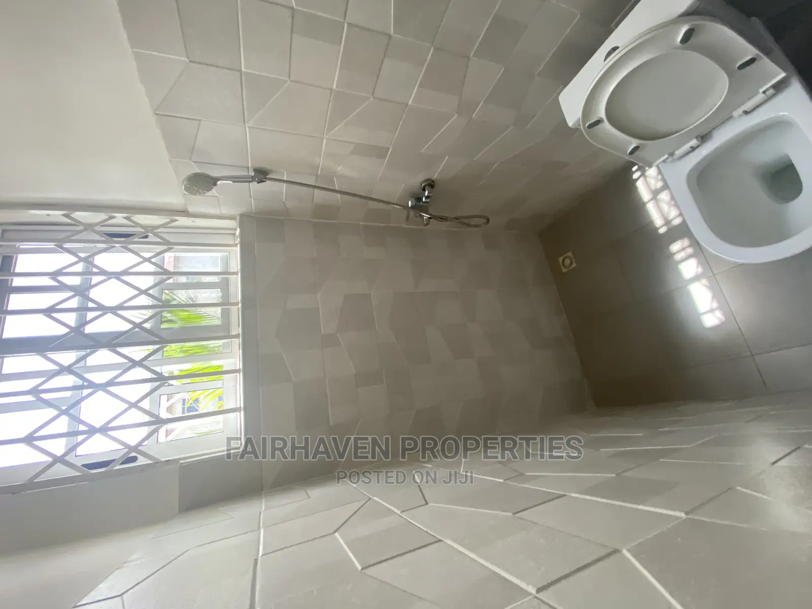 2bdrm Apartment in Tseaddo, Airport Residential Area for rent in Airport Residential Area