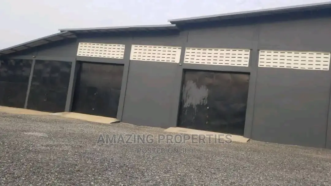 400 SQM Warehouse for Rent at Spintex in Spintex