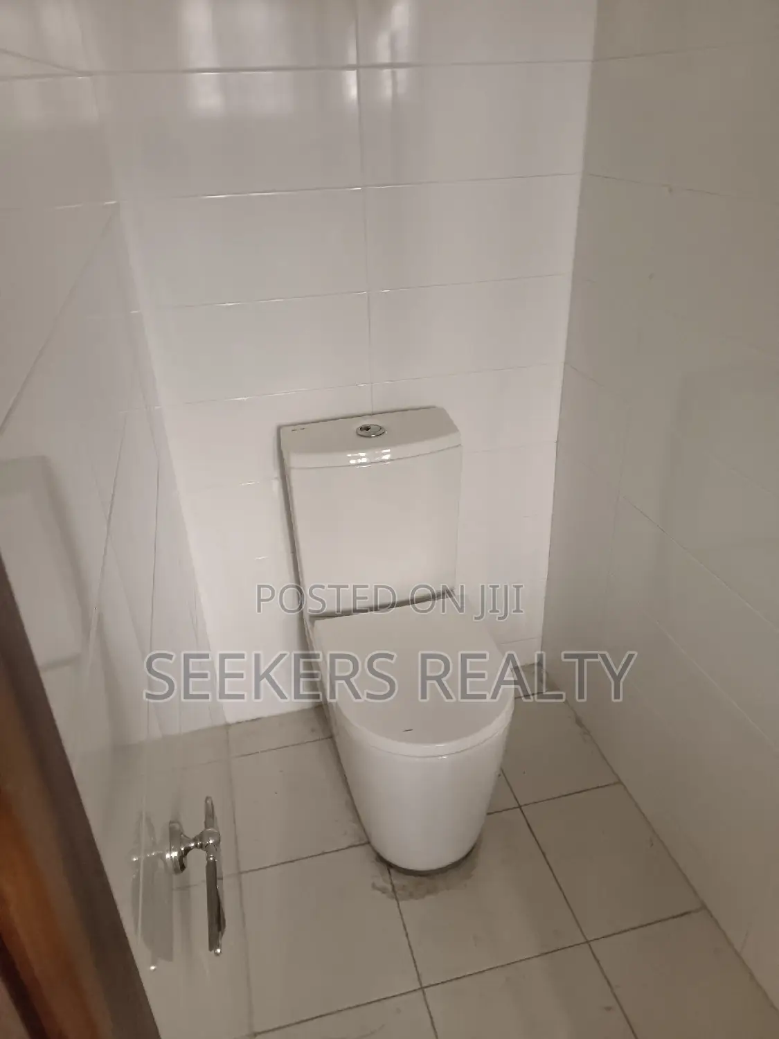 3bdrm Townhouse / Terrace in Seekers Realty, Cantonments for rent in Cantonments