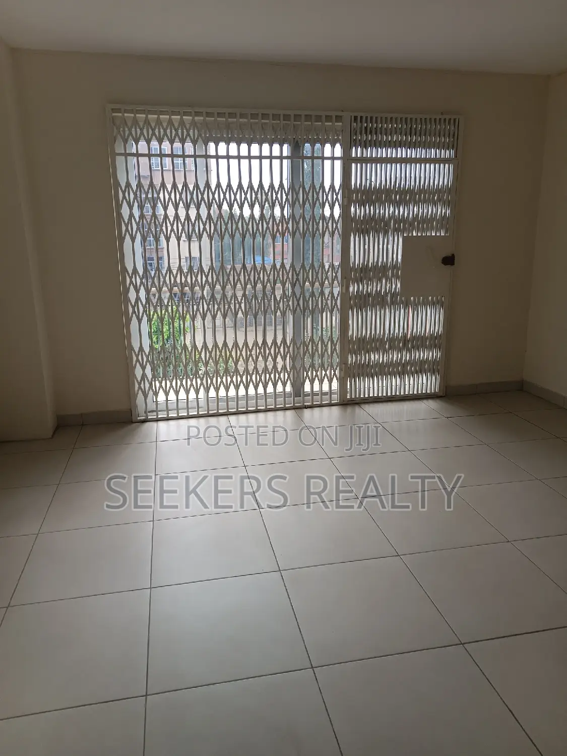 3bdrm Townhouse / Terrace in Seekers Realty, Cantonments for rent in Cantonments