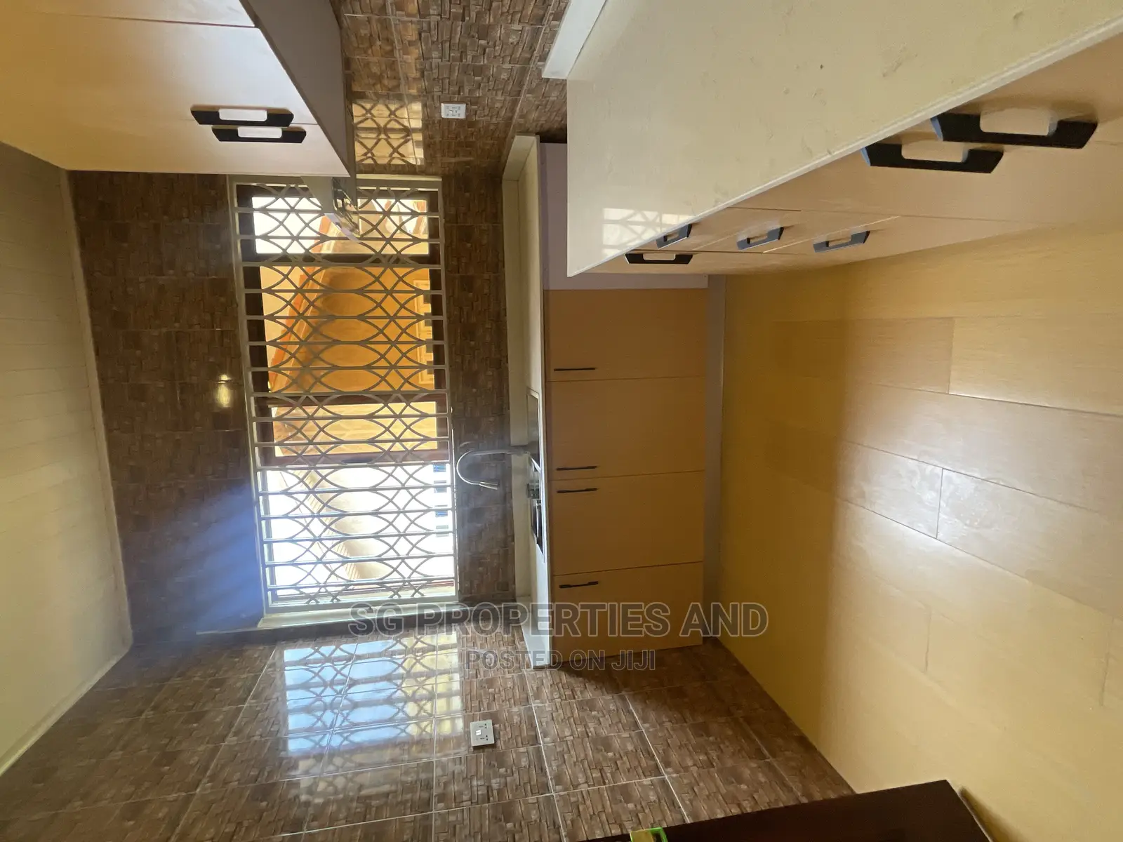 3bdrm Apartment in Com 18 Kfc, Spintex for rent in Spintex