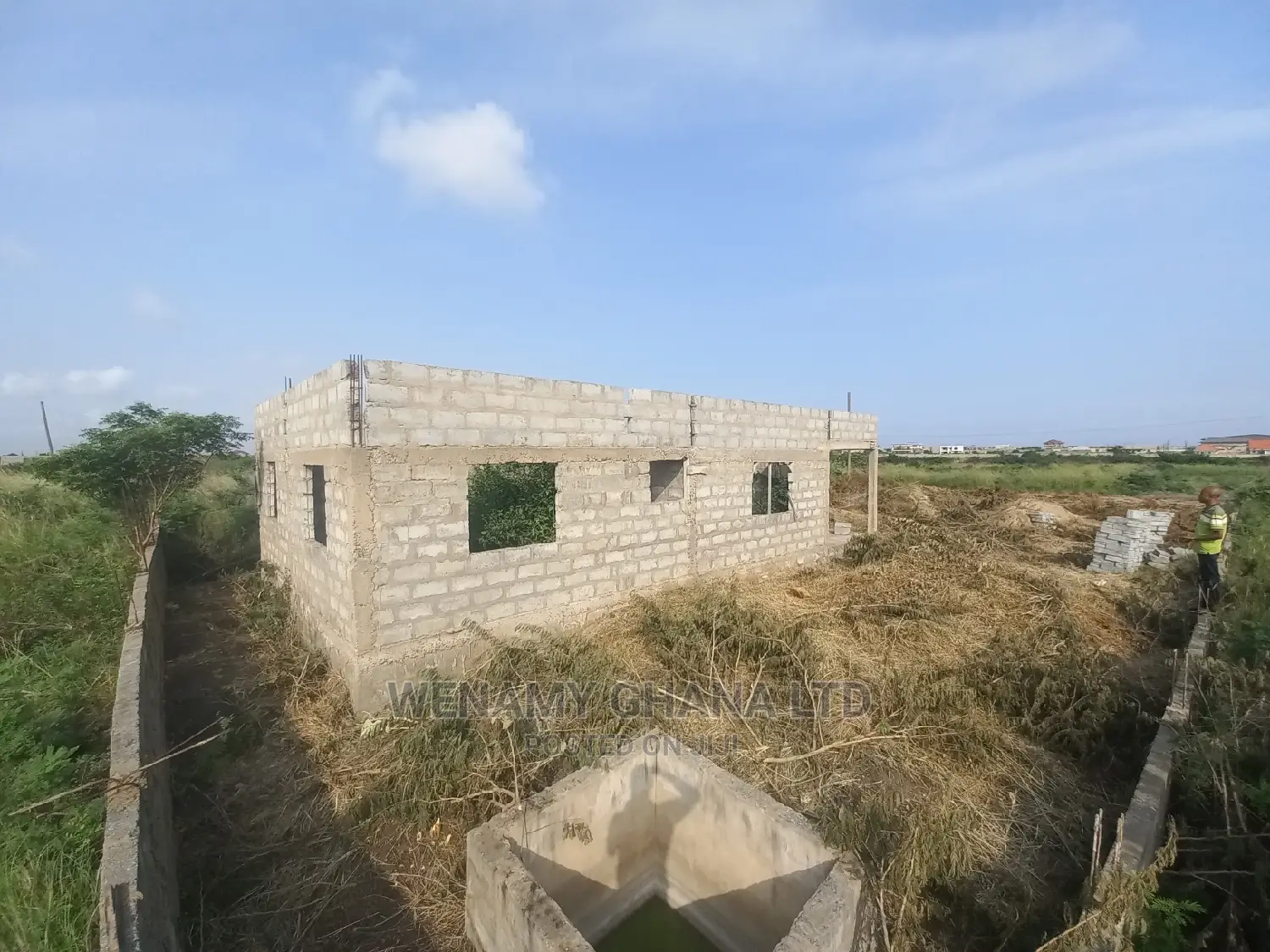 2 Bedroom Uncompleted House For Sale in Tema Metropolitan