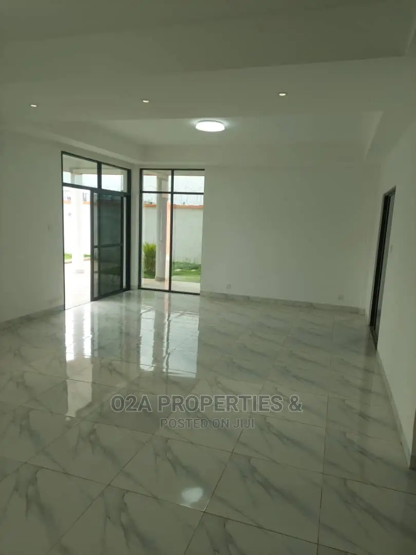 4bdrm House in School Junction for rent in School Junction