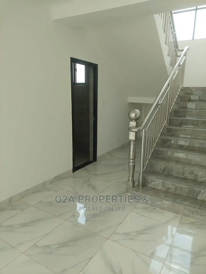 4bdrm House in School Junction for rent in School Junction