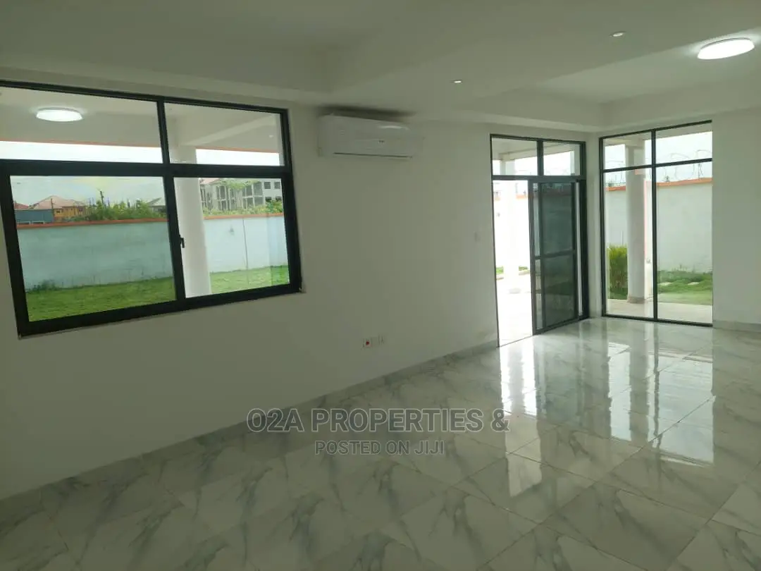4bdrm House in School Junction for rent in School Junction