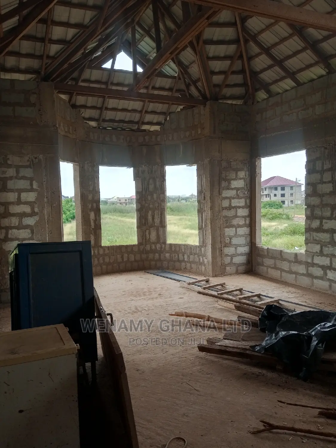 5bdrm Mansion in Emefs Estate, Tema Metropolitan for sale in Tema Metropolitan