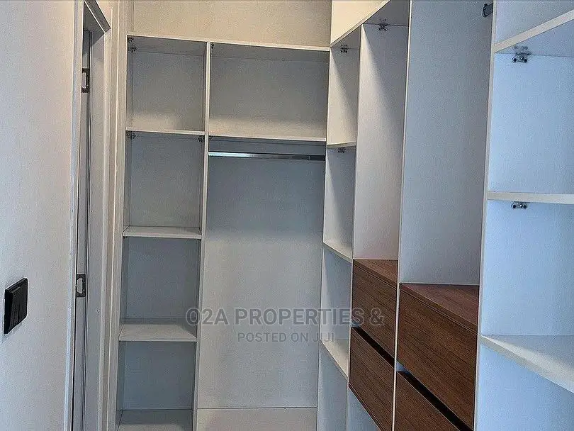 4bdrm House in Oyarifa Mall Area for sale in Oyarifa Mall Area