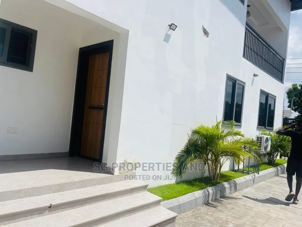 2bdrm Apartment in Lashibi, Spintex for rent in Spintex