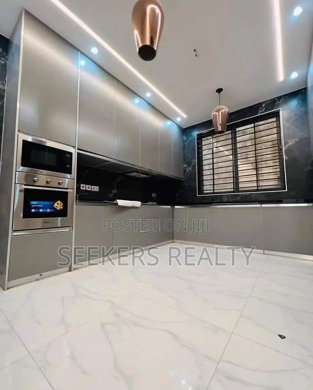 4bdrm House in Seekers Realty, Achimota for sale in Achimota