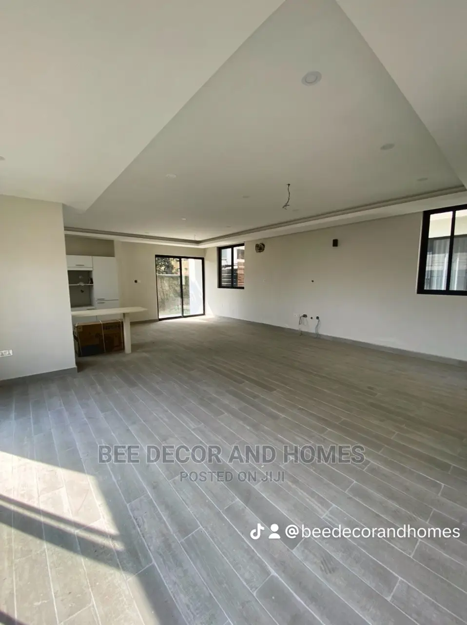 3bdrm Townhouse/Terrace in Bee Decor And Homes, West Legon for sale in West Legon