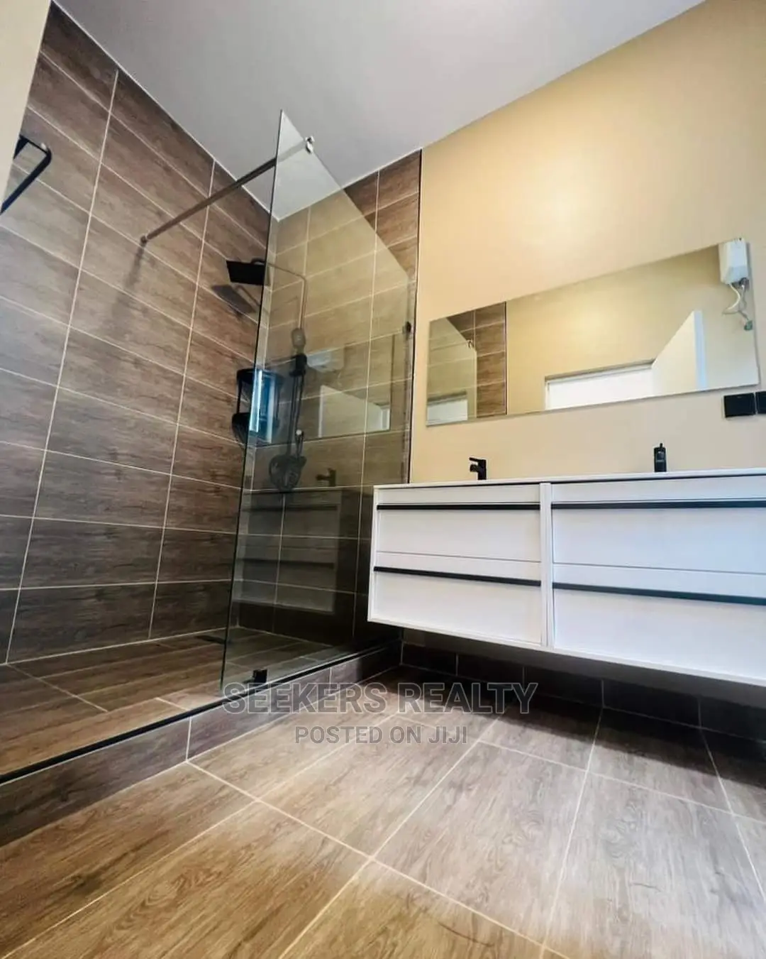 4bdrm House in Seekers Realty, Oyarifa for sale in Oyarifa