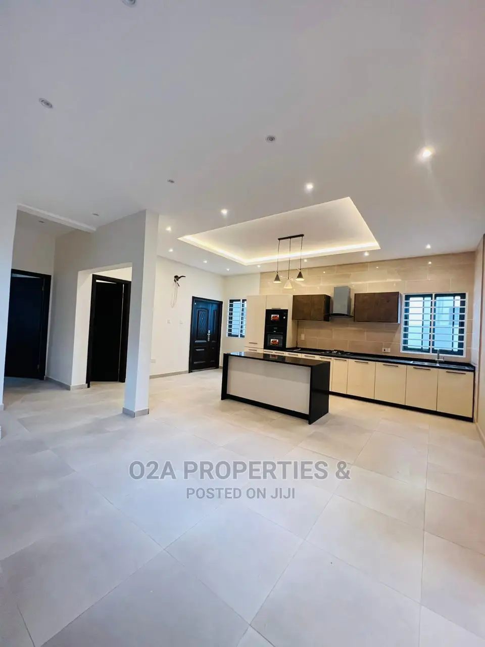 5bdrm House in Lake Side Estate for sale in Lake Side Estate