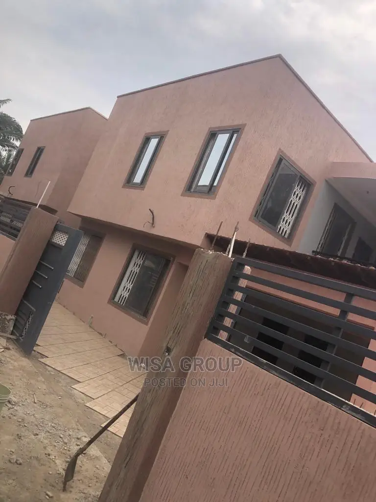 4bdrm Townhouse / Terrace in Wisa Groups, Accra Metropolitan for rent in Accra Metropolitan