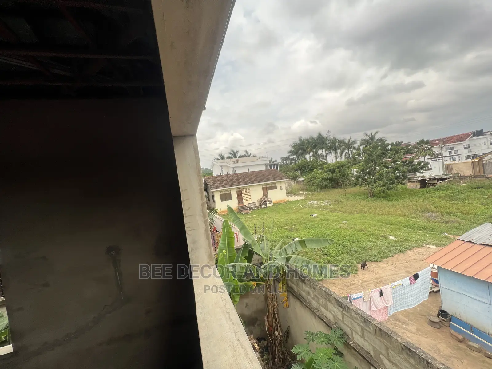 8bdrm Mansion in Bee Decor And Homes, West Legon for sale in West Legon
