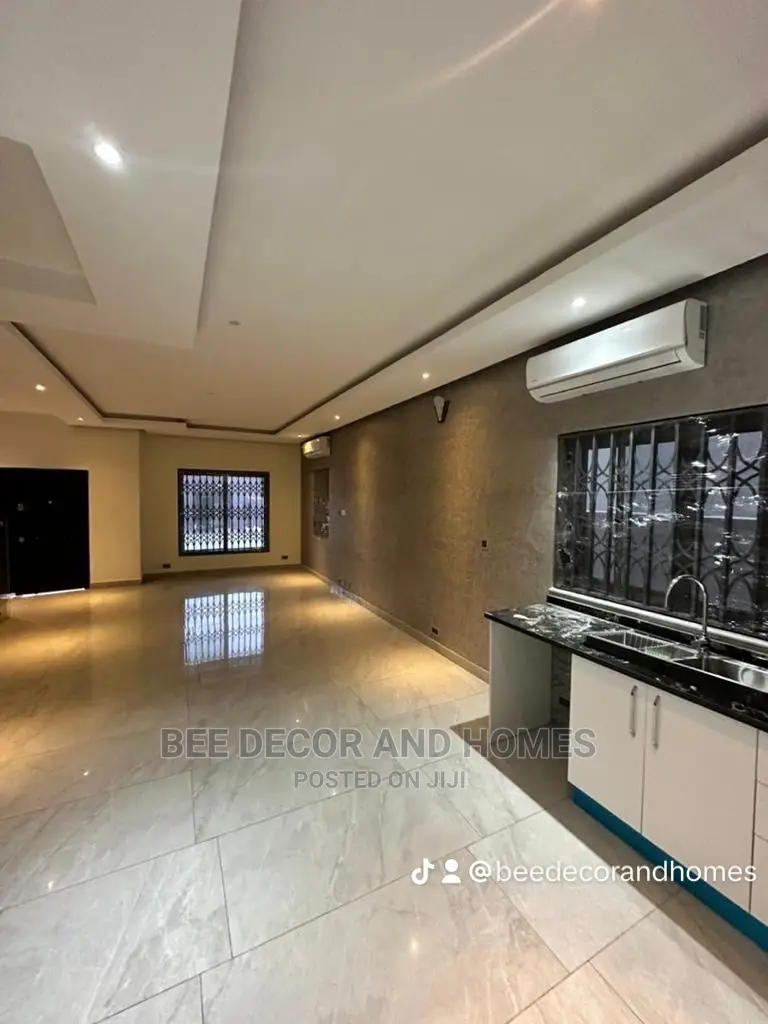 5bdrm Mansion in Bee Decor And Homes, East Legon for rent in East Legon