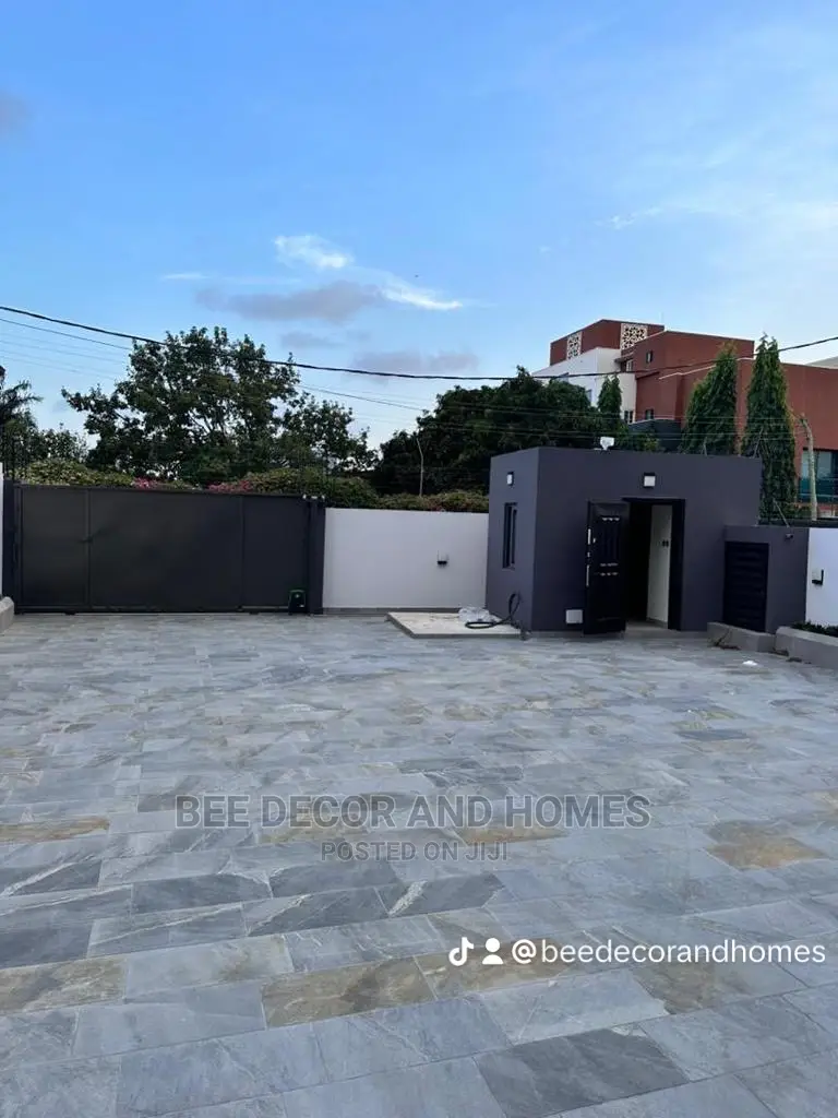 5bdrm Mansion in Bee Decor And Homes, East Legon for rent in East Legon
