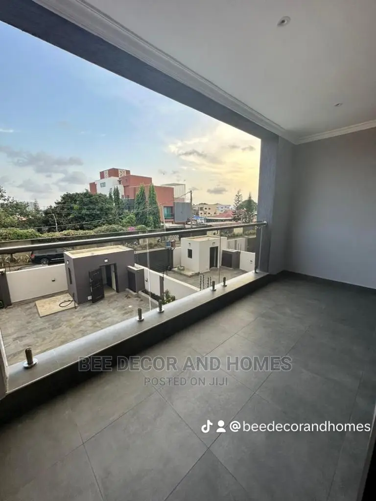 5bdrm Mansion in Bee Decor And Homes, East Legon for rent in East Legon