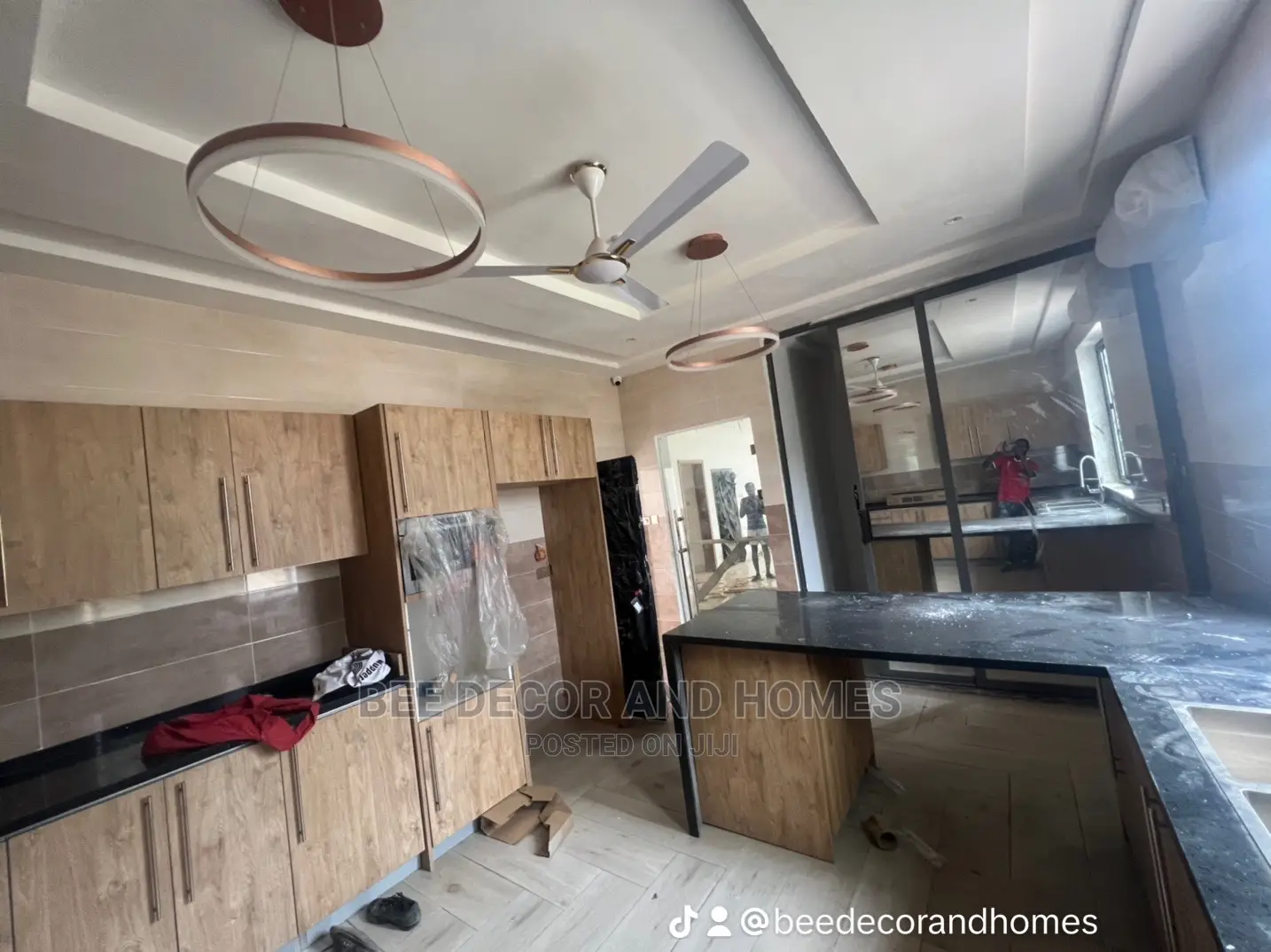 4bdrm Mansion in Bee Decor And Homes, West Legon for sale in West Legon