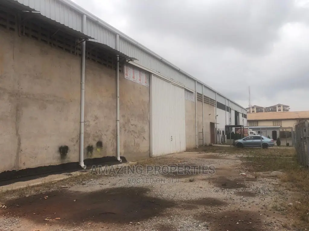 2000sqm Warehouse for Sale at Spintex in Spintex