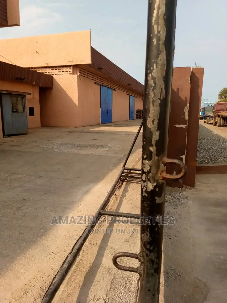 10,000sqm Warehouse at Tema in Tema Metropolitan