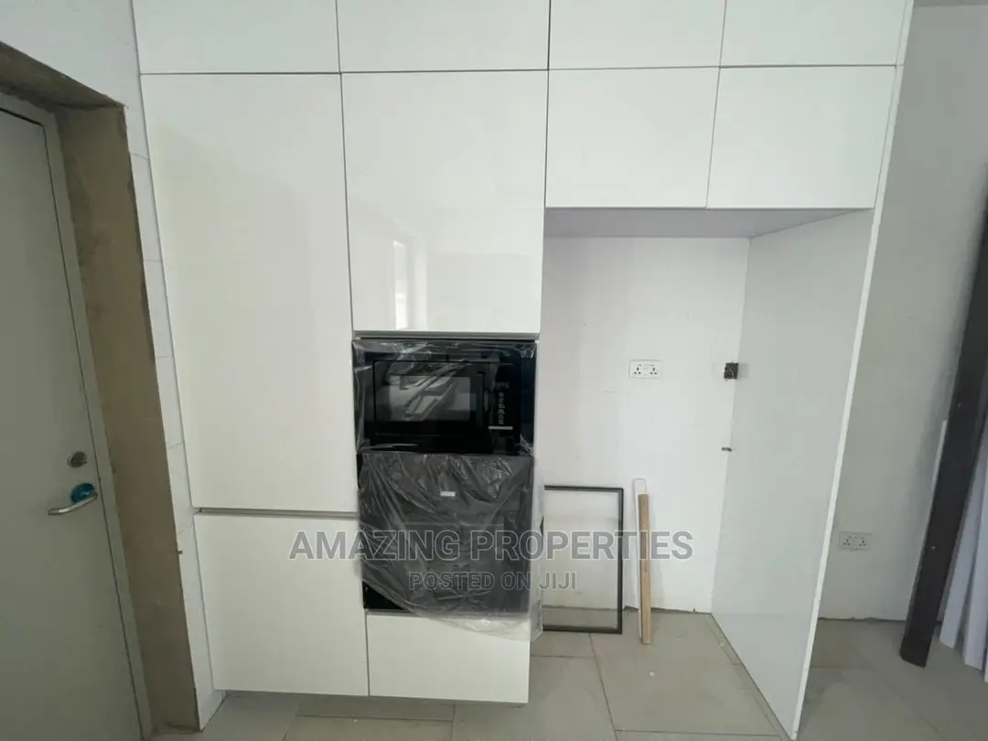 5bdrm House in Airport Residential Area for sale in Airport Residential Area