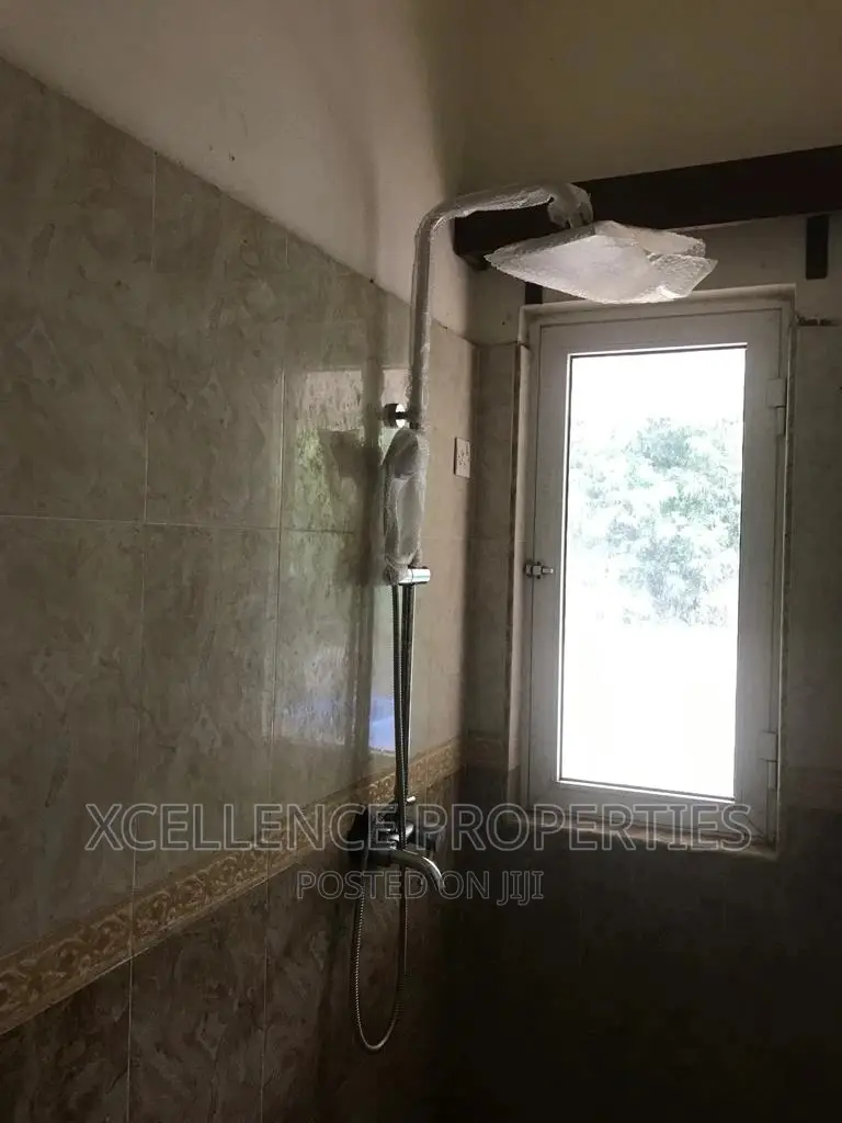 5bdrm House in Xcellence Properties, Adjiriganor for rent in Adjiriganor