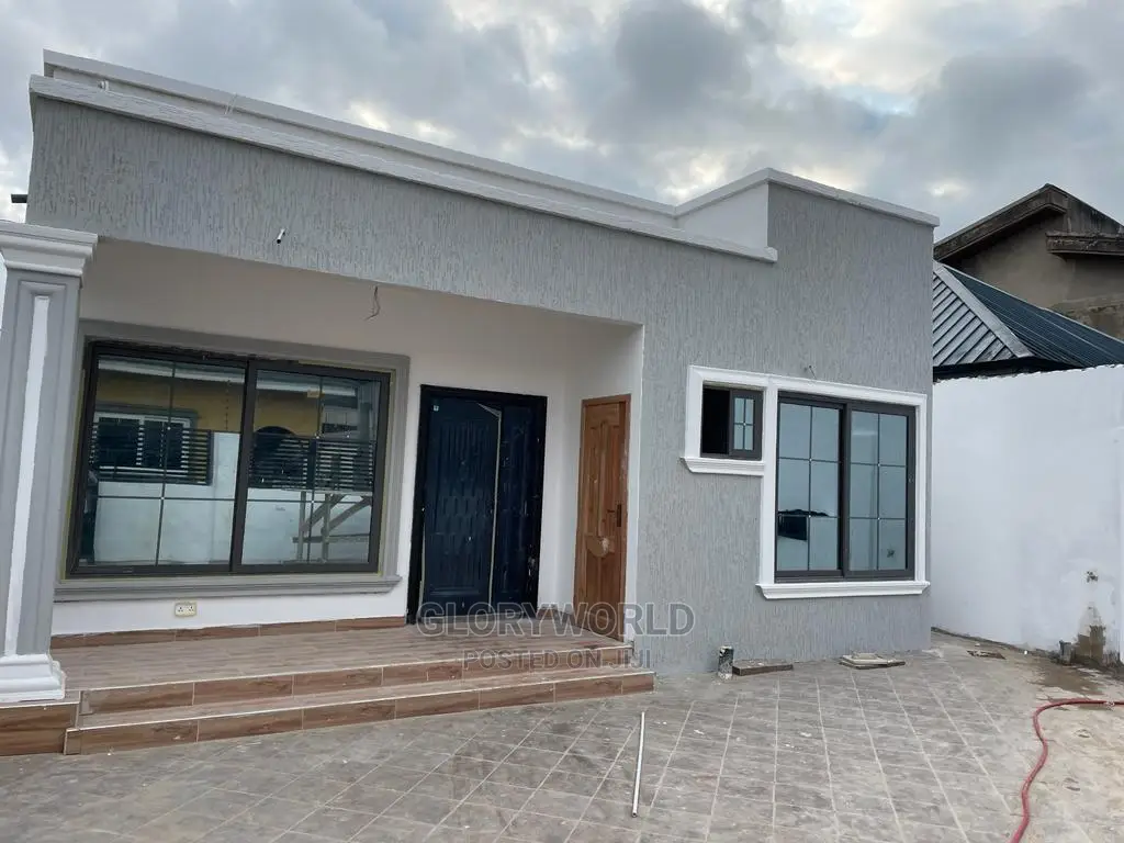 3bdrm House in Spintex for sale in Spintex