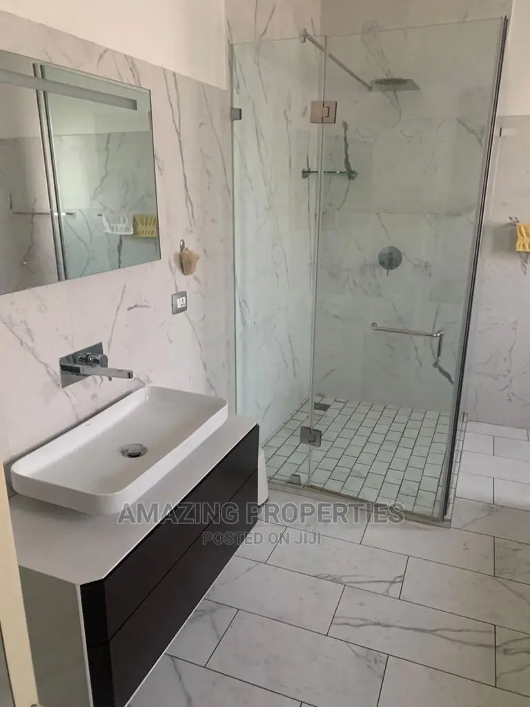 5bdrm House in A&C Mall Area for rent in A&C Mall Area