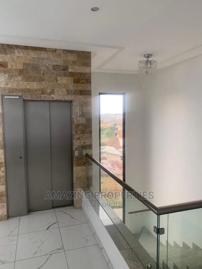 5bdrm House in A&C Mall Area for rent in A&C Mall Area