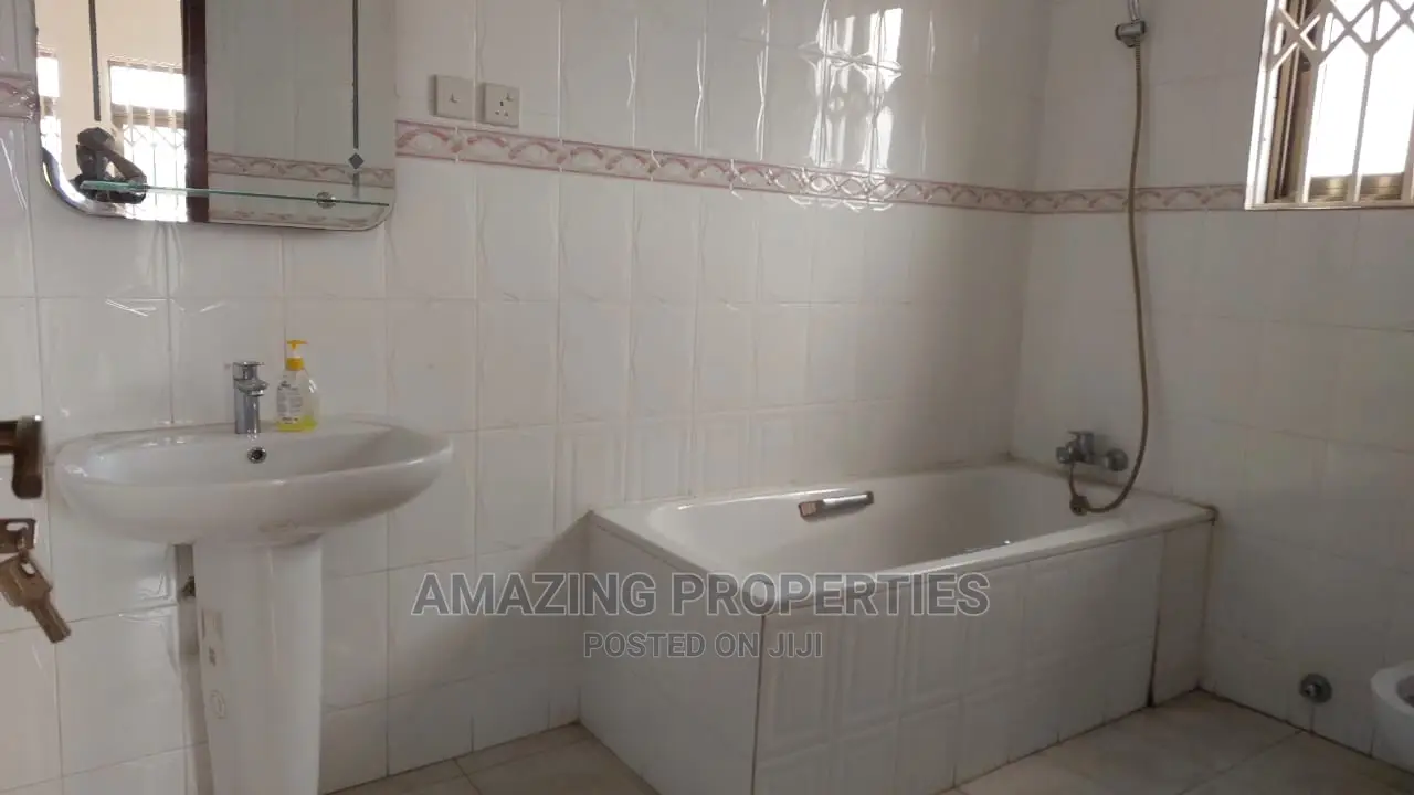 5bdrm House in Dzorwulu for rent in Dzorwulu