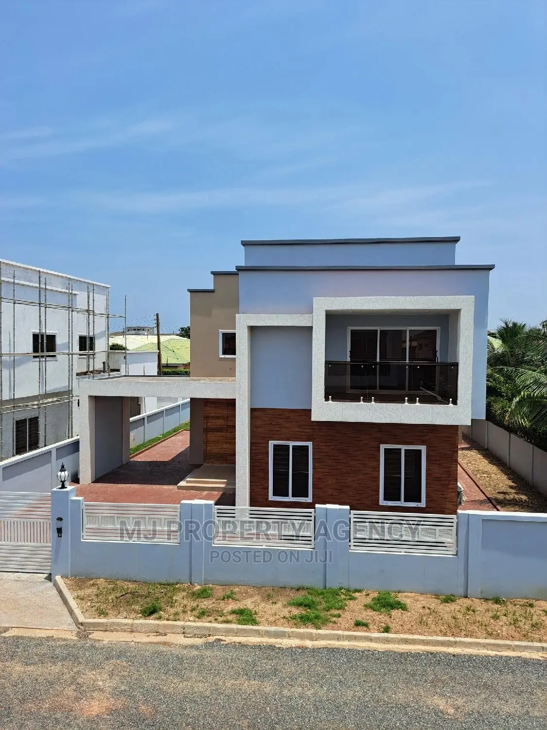 5bdrm House in Devtraco, Tema Metropolitan for sale in Tema Metropolitan